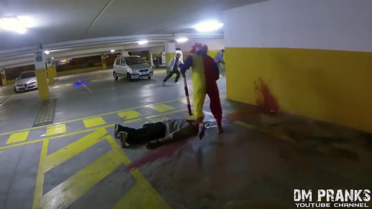 Killer Clown Scare Prank! Must Watch Donot Miss This.....SO Scary