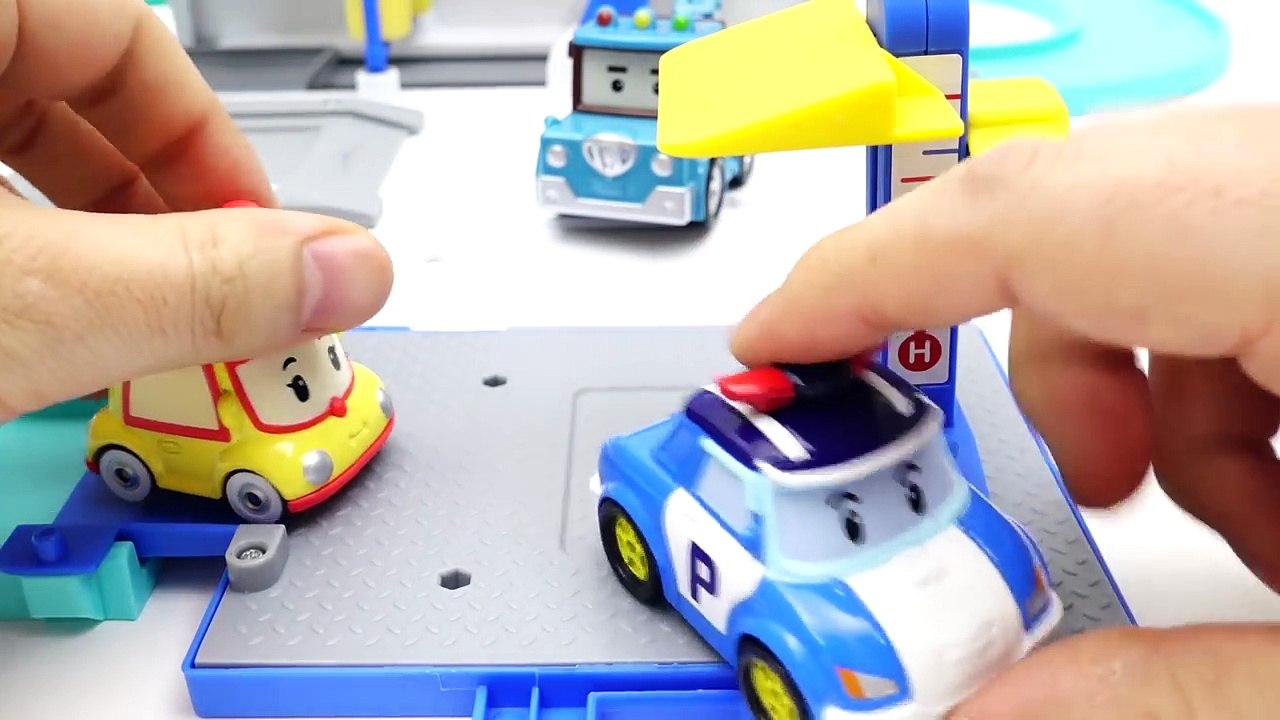 Robocar Poli Carwash Playset Dirt On Poli and Friends Lets Be Clean~!