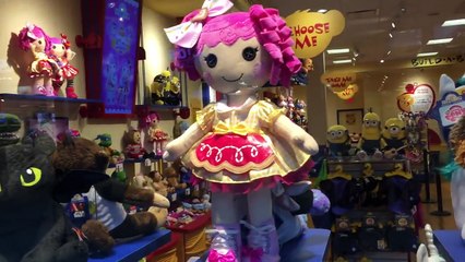 Halloween Build A Bear Shoppping - Lets Build ZOMBEAR - SO CUTE