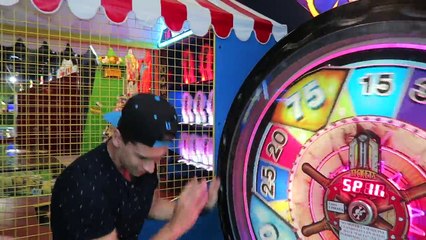 CONSEGUIMOS el MÁXIMO PREMIO en una MAQUINA RECREATIVA???  [DoctorePoLLo]