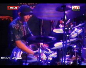 Lukisan Kecemasan ( Selvi Anggraini ) Familys Group