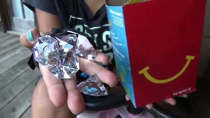 BAD KIDS STEAL MCDONALDS HAPPY MEAL & GO TO JAIL! Toys To See Family Fun Kids Video IRL