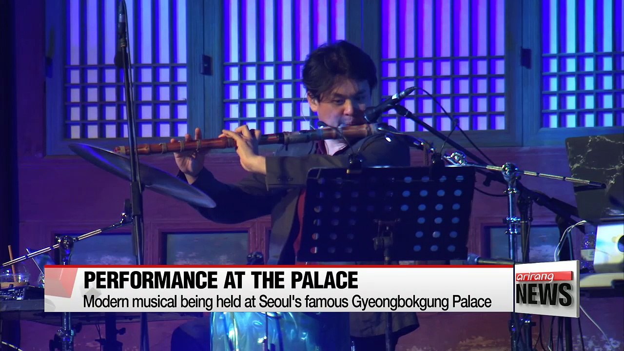 'King Jeongjo and Hamlet' play held at Seoul palace as part of arts festival