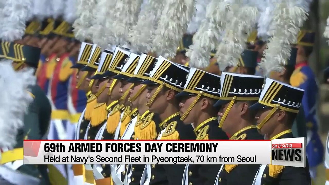 South Korean President Moon Jae-in vows powerful military deterrent, early OPCON transfer