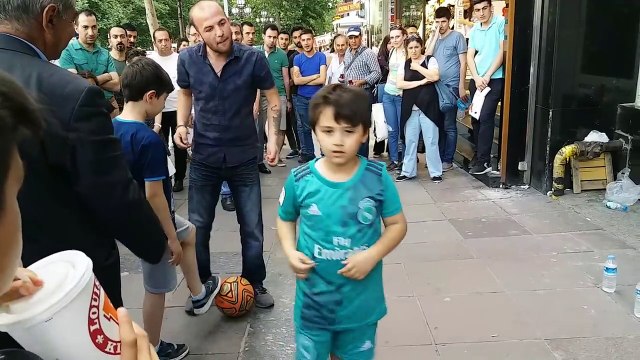 atışlar bi lira diyoruz 3 şişeyi devir ödül otuzzzzz lira