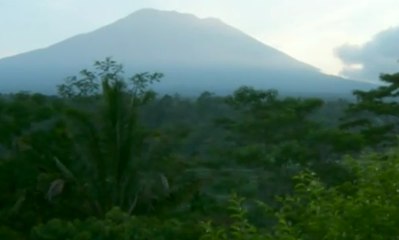 Pemerintah Minimalisasi Dampak Erupsi Gunung Agung