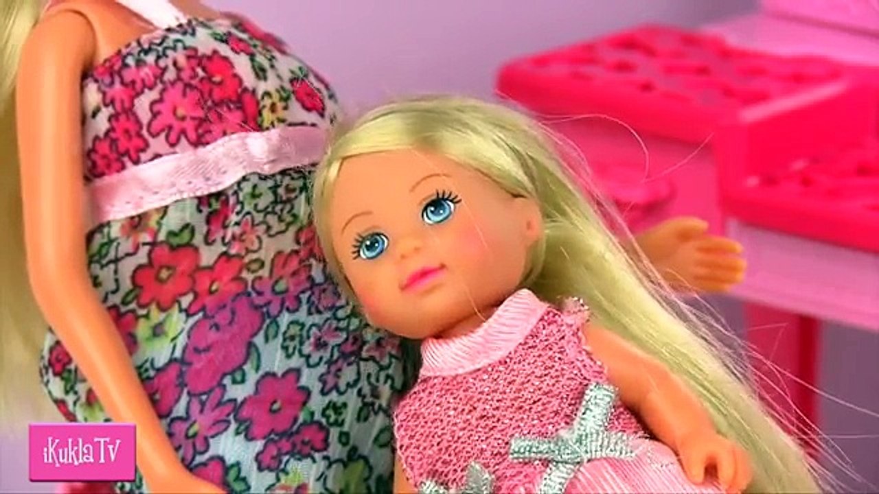 Куклы Барби БЕРЕМЕННАЯ ШТЕФФИ Украли младенца Роды Видео для девочек Игры Дочки Матери