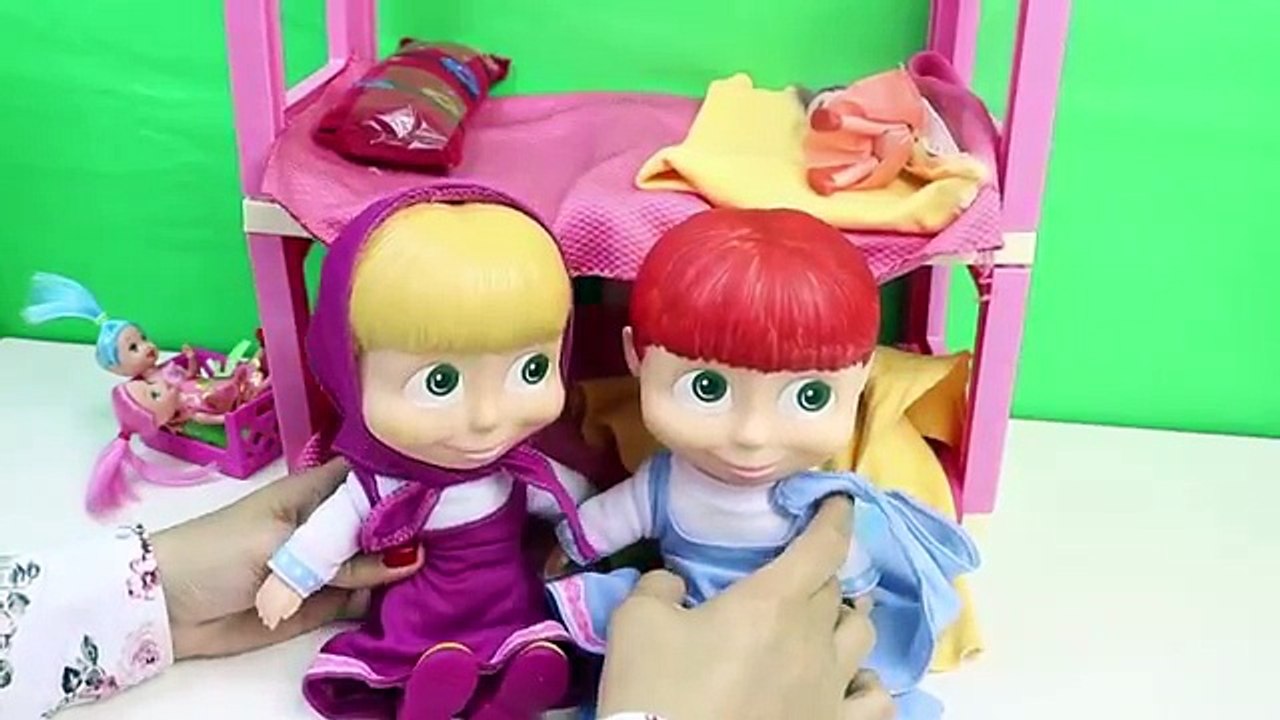 Yaramaz Maşa Ranzadan Düşüyor Uslu Maşa Masha ve Koca Ayı Çizgi Filmleri