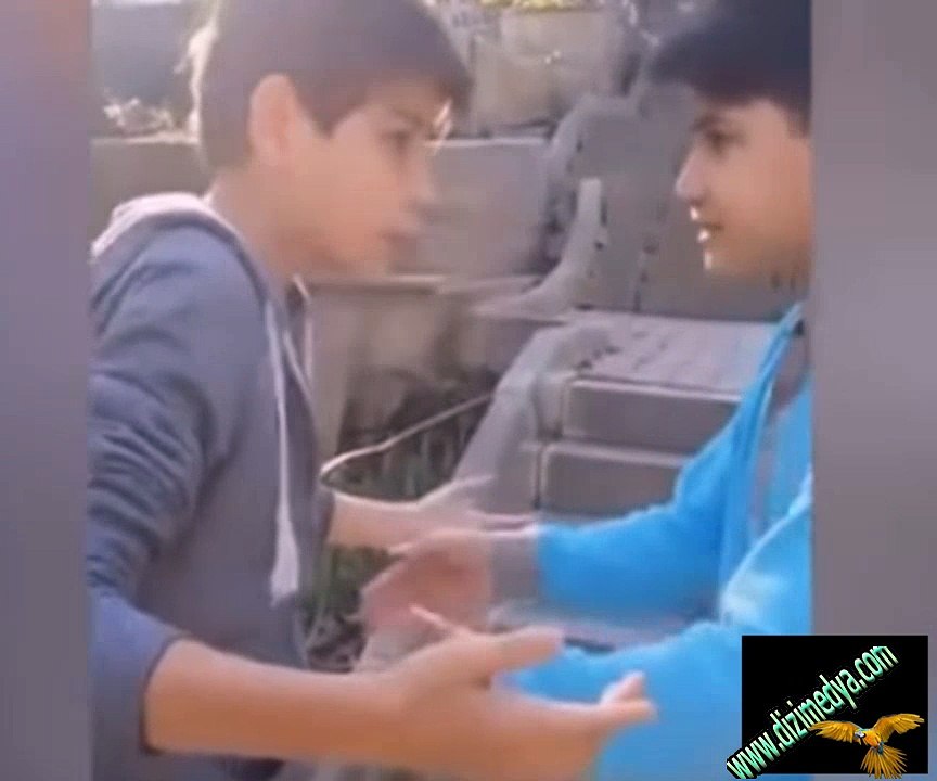 Çocukların Kavgası Terazi Nereye Ağır Basarsa O tarafdasın Kavga Videosu