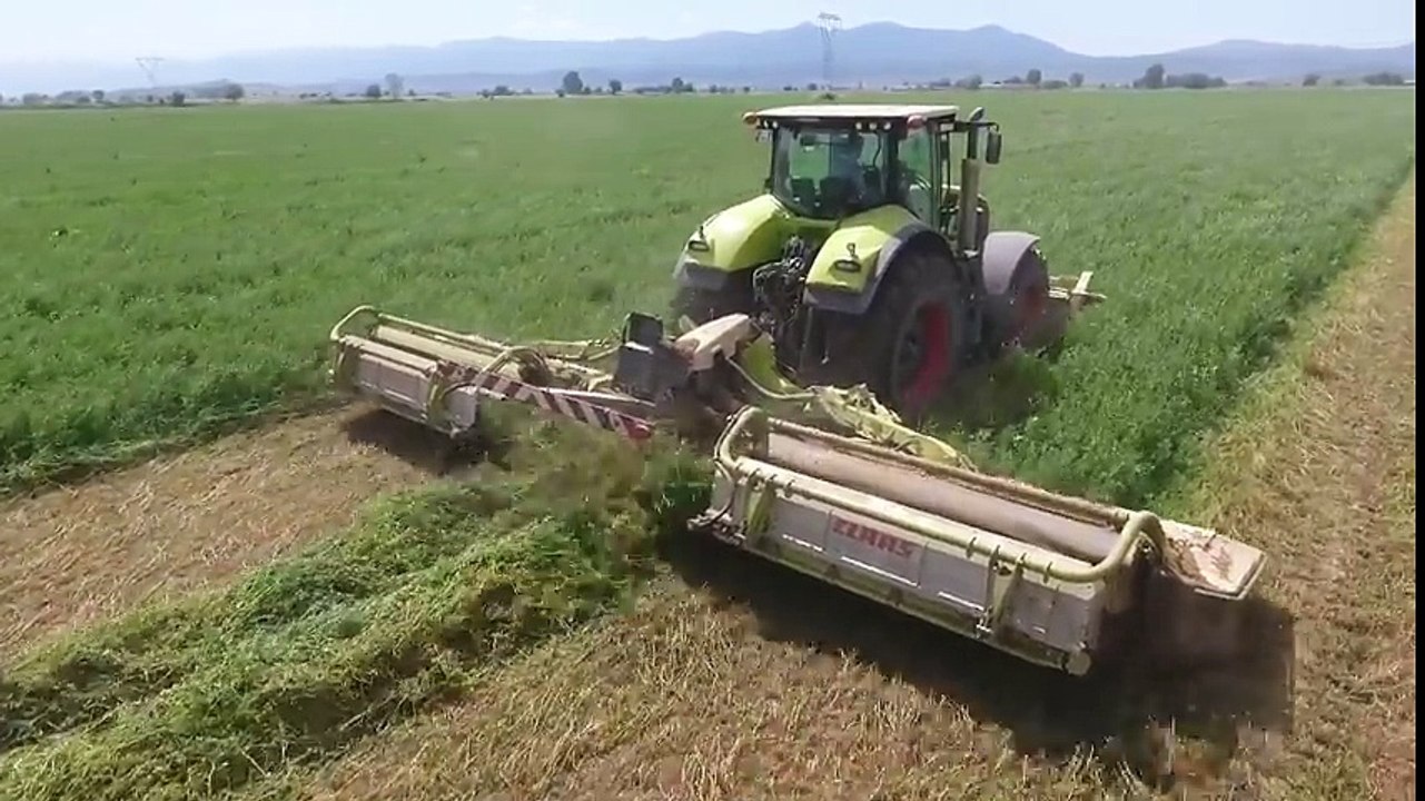 Yonca biçme (Türkiye) - Claas 930 axion