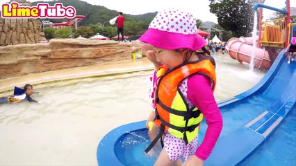 learn colors with[swimming pool]shark attack! Playground Family Fun for Kids for children-flz3HSeV9wk