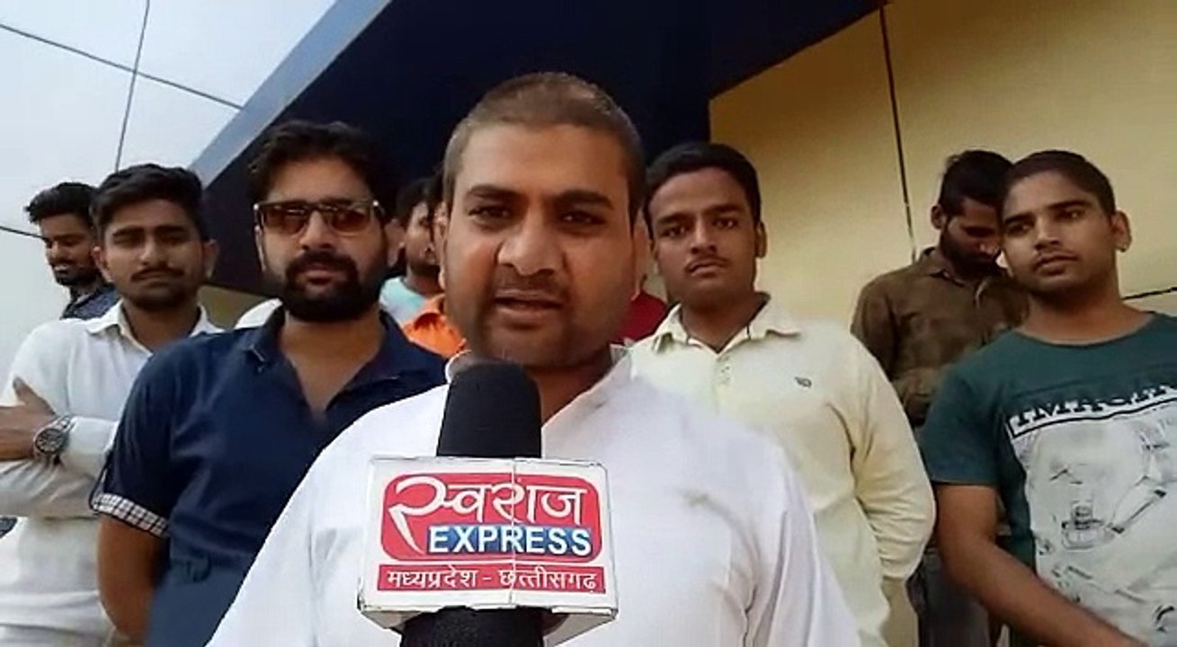 पद्मावती हमारी माँ है और उनपर अगर कोई गलत फ़िल्म बनाई तो काट डालेंगे भैसाली को ! Karni Sena Sahi Hai