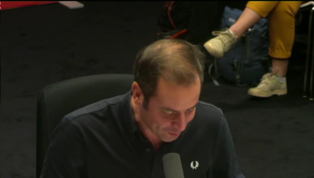 Hollande et Sapin, le retour des morts-vivants - Tanguy Pastureau maltraite l'info