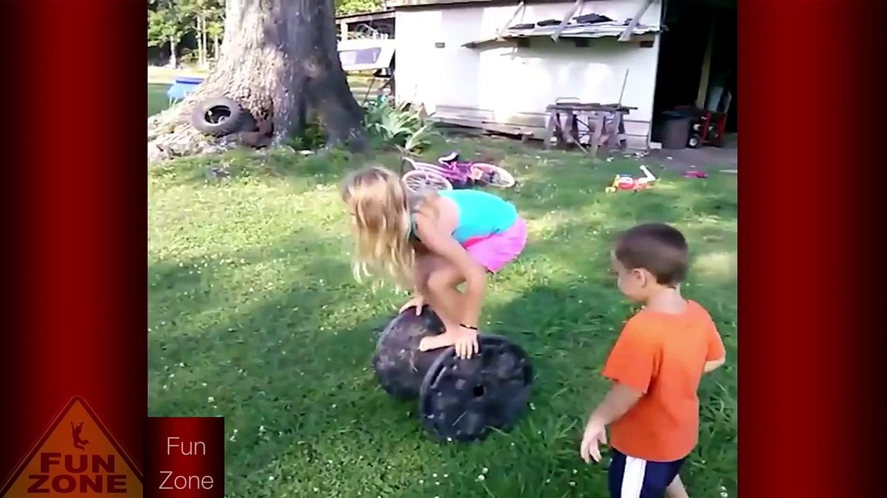 Try Not To Laugh or Grin _ Funny Kids Fails Compilation 2017 Part 17-FEK_UysYvy4