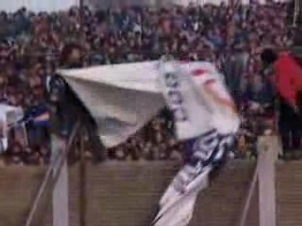 Sepultura - Orgasmatron (Live at Castle Donnington 1994)