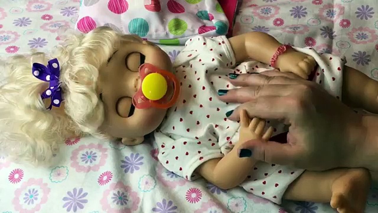 Baby Alive Doll Feeding Routine with Honestly Cute Diaper Bag and Real Gerber Bottle