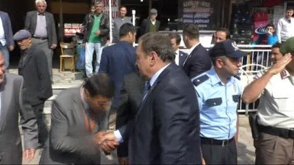 Bakan Veysel Eroğlu: "Bize Paramızla Verilmeyen Silahları Maalesef Suriye'de, Kuzey Irak'ta Bölücü...