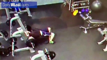 نهاية مأساوية لشاب وهو يمارس ألعاب رياضية