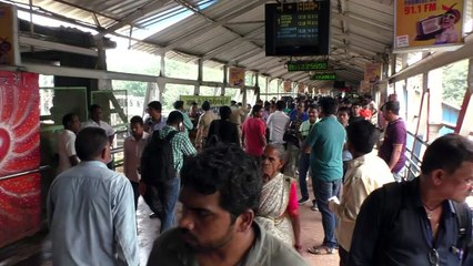 Tumulto deixa 22 mortos em Mumbai