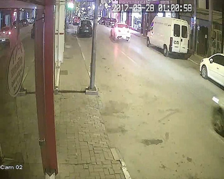 Mudanya da kardeşini bıçaklayarak öldürdü