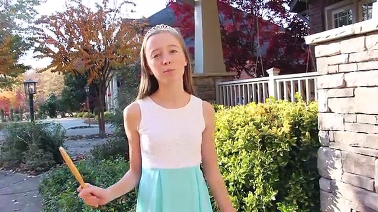 Princess Sabrina and the Magic Mirror Disaster!