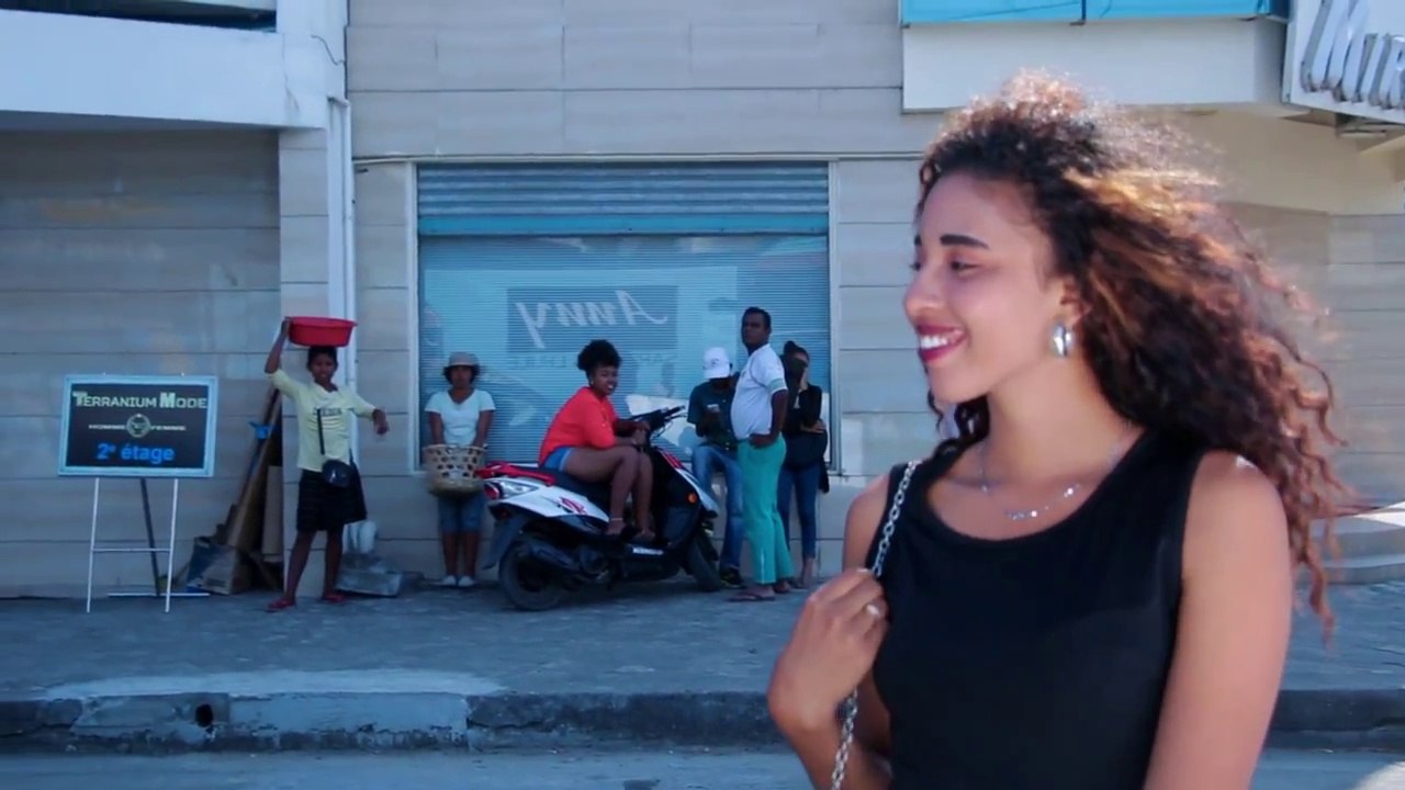 JOUDAS   -      Aleo izy andeha     (Gasy HD 2017)