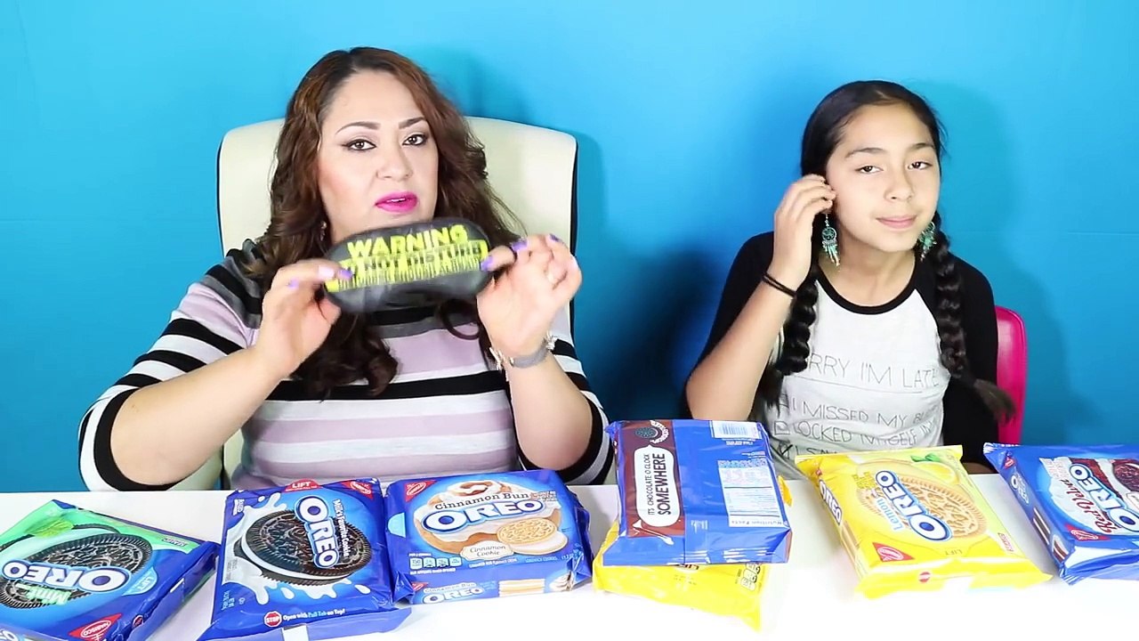 OREO COOKIES CHALLENGE!!! B2cutecupcakes