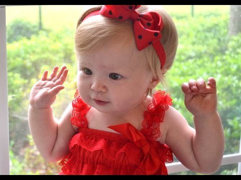 Funny Babies Dancing - A Cute Baby Dancing Videos Compilation 2017