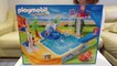 Playmobil Piscina de verano con tobogán, ducha con agua y piscina para niños en Mundo Juguetes