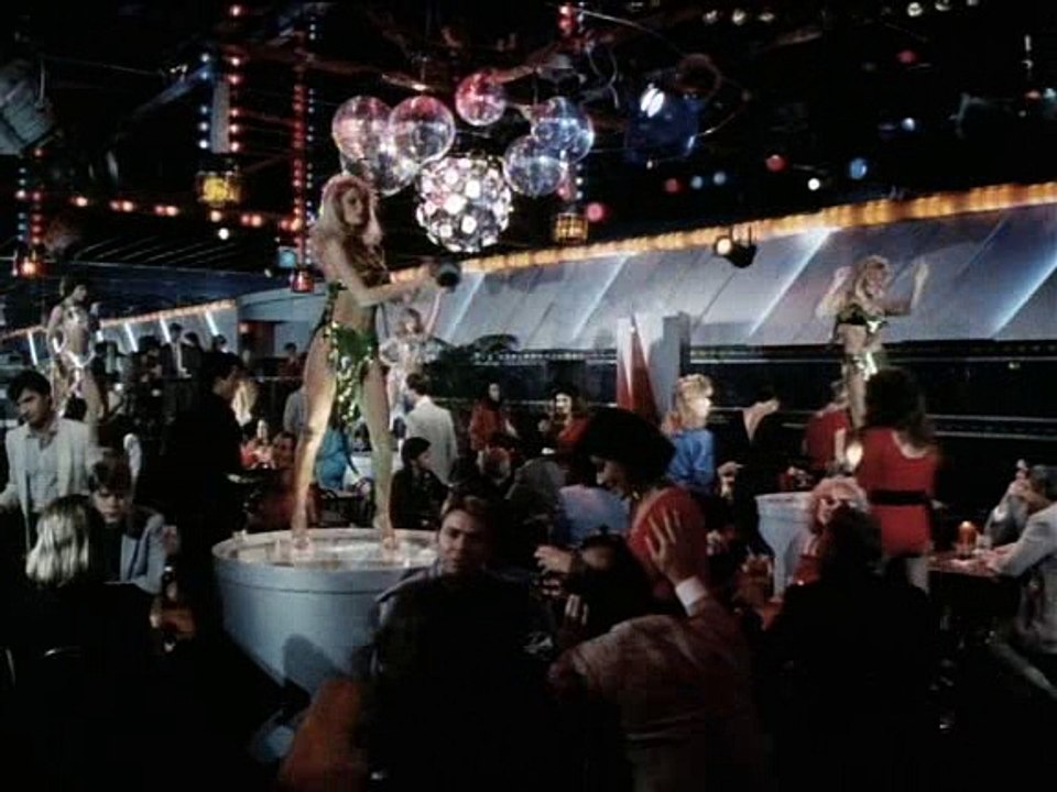 Hotel  S01E21 - Auftritte