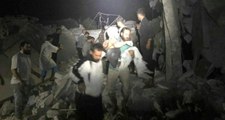 Türkiye Sınırındaki İdlib'e Düzenlenen Hava Saldırılarında 40 Sivil Hayatını Kaybetti