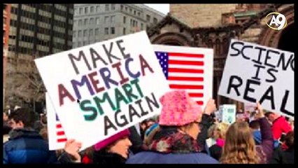 Donald Trump bilimden yana sadece pagan inancı olan evrime inanmıyor