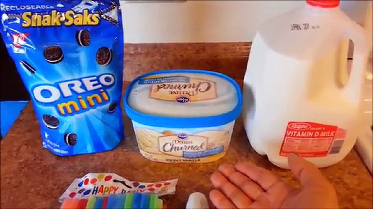 How To Make An OREO MILKSHAKE