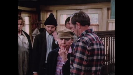 Newhart: Season Two  - Clip: You Got Three Quarters?