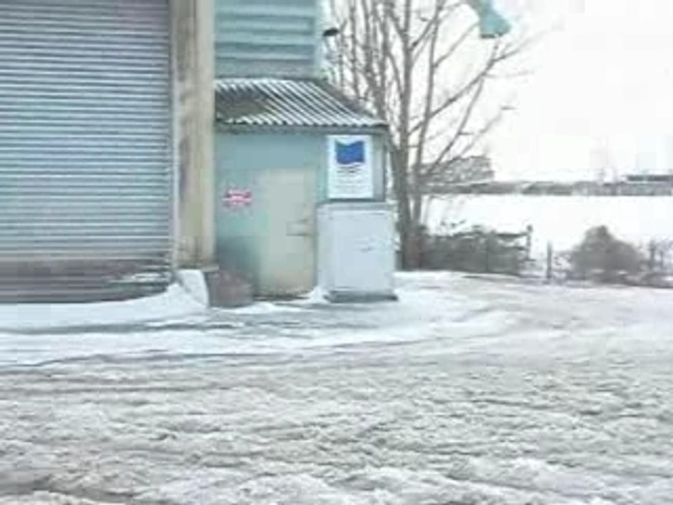 206 glisse et drift sur neige