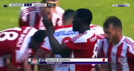 N'dinga Red Card HD - Sivasspor	3-1	Antalyaspor 30.09.2017