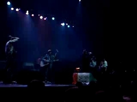 The Pogues Live - Dirty old town - Dublin 2006