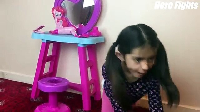 Bad Baby Minnie Transform Witch - Hide & Seek Daddy Freak - Kids Driving Car