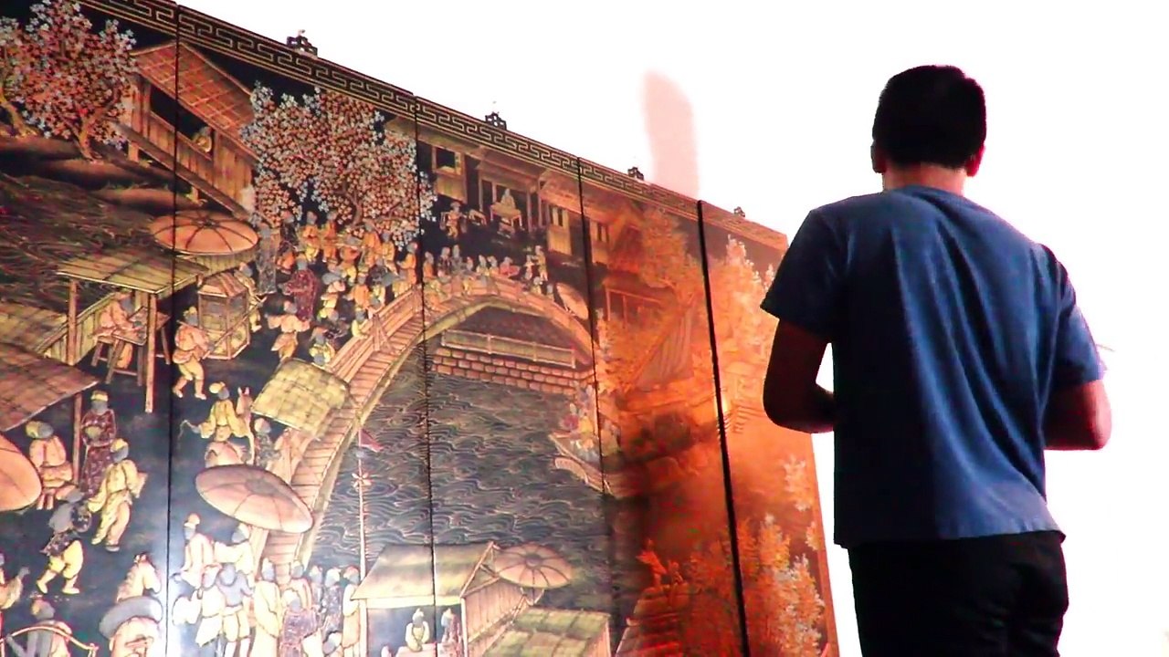 Bad Baby NAILS IN FINGER! - Victoria and Annabelle - Baby Toy Freaks Kids