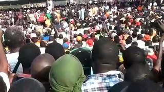 #TogoDebout l'intervention héroïque de Tikpi Atchadam à la marche du 6 Septembre 2017. #FaureMustGo