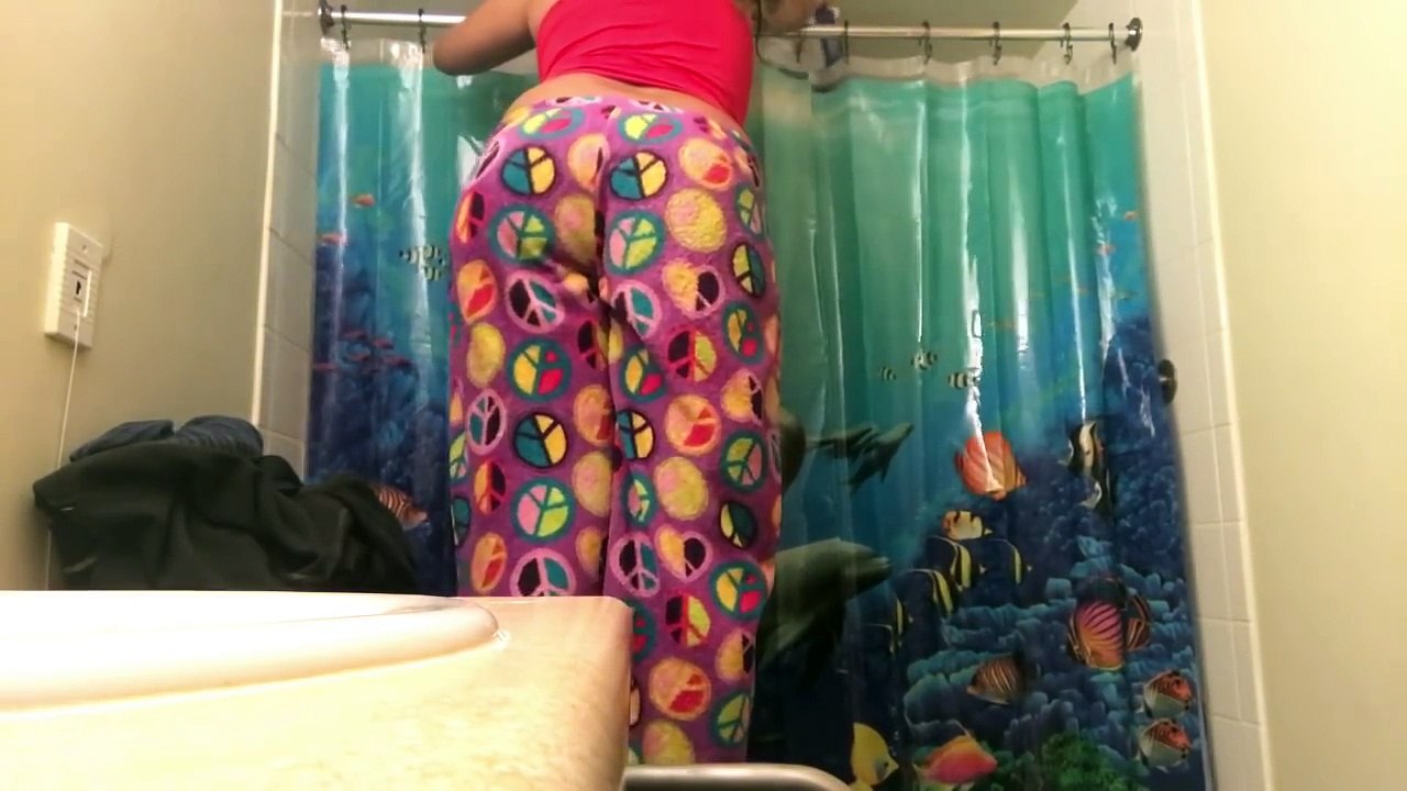 FLOUR SHOWER PRANK (revenge on husband)