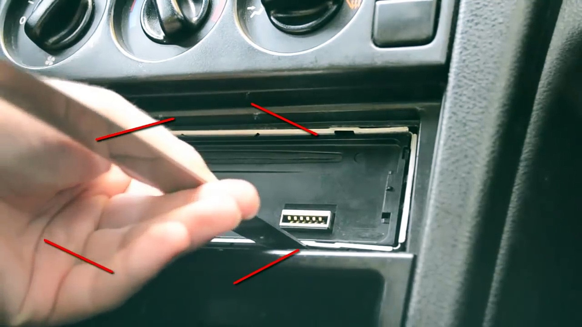 How to remove a car radio without special tools ( keys ) e.g. sony  cdx-R3350 - Vídeo Dailymotion