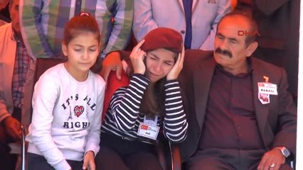 Samsun Şehidin Kızı, Babasını Bordo Beresiyle Uğurladı