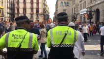 Concentració unionista a la plaça de Sant Jaume de Barcelona