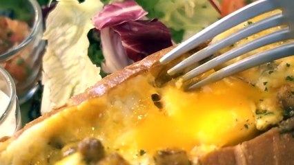 《宅男系女神Vlog》婕翎與美少女們的18禁午茶，康妮最愛條狀物.(feat.康妮 sandy)