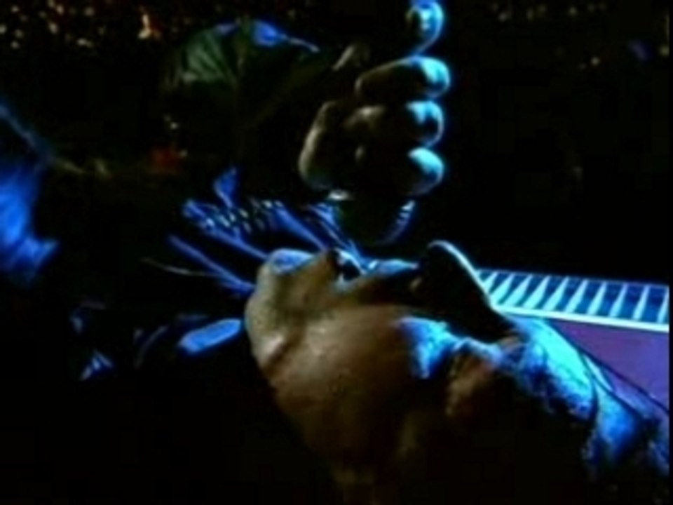 U2 -  With Or Without You (Live in Boston) (video)