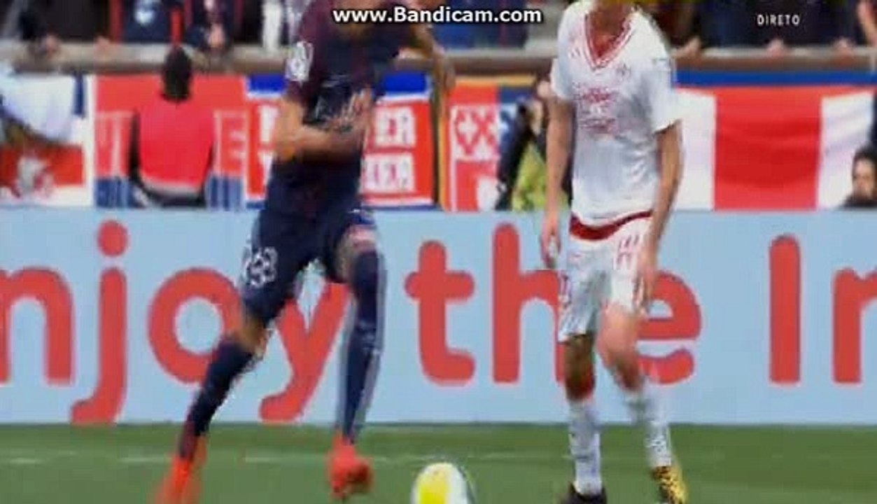 Julian Draxler amazing volley goal vs Bordeaux 5-1 | 30/09/2017