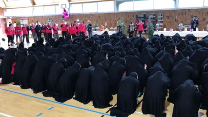 Le "flashmob" du label Vosges terre Textile à Saint-Amé