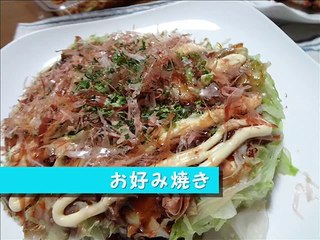 A creator made foods of stalls of the summer festival