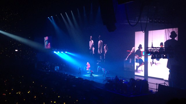 G Dragon World Tour Act III : M.O.T.T.E. in BKK 2017.7.8 cut 9